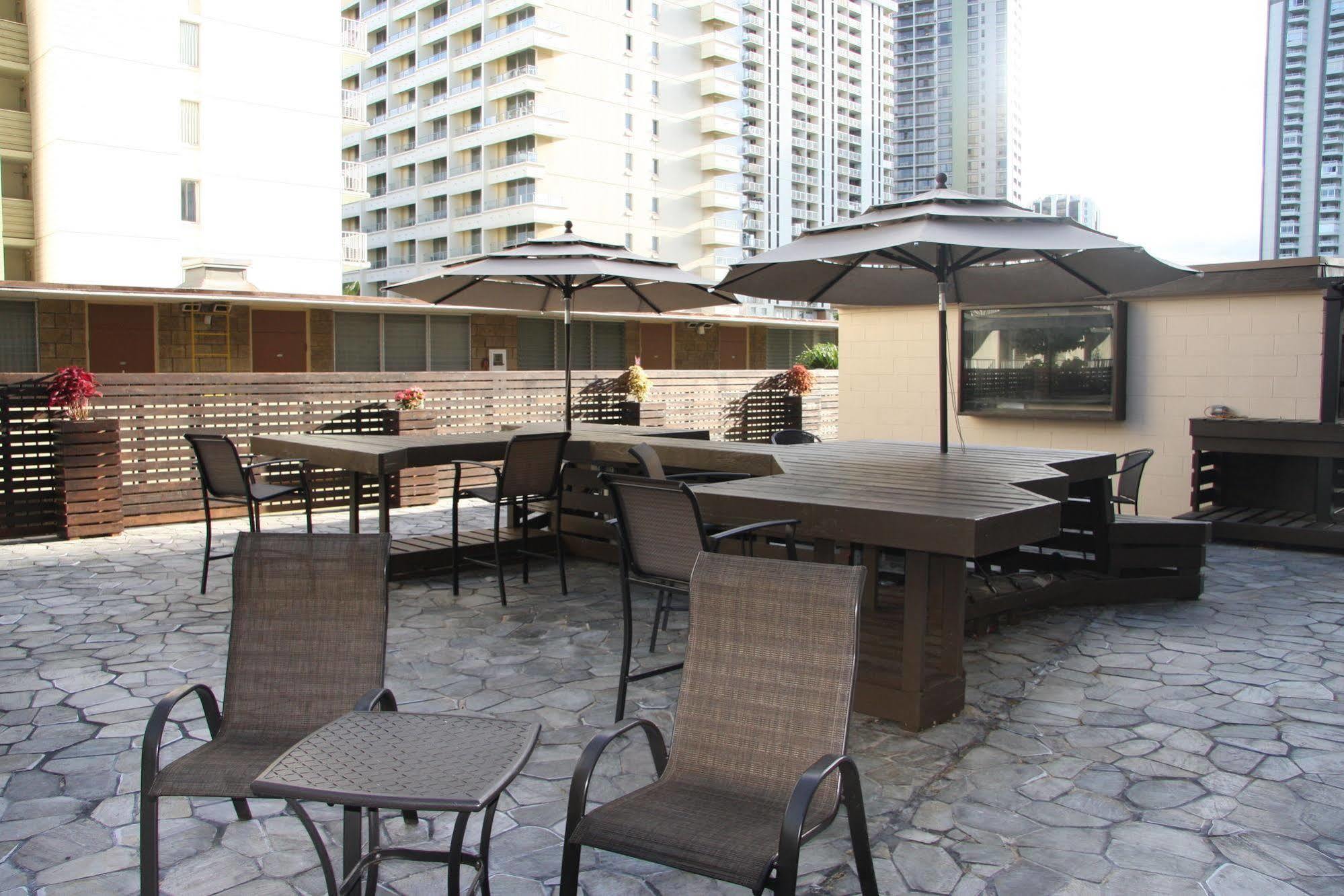 The Beach Waikiki Boutique Hostel Honolulu Eksteriør bilde